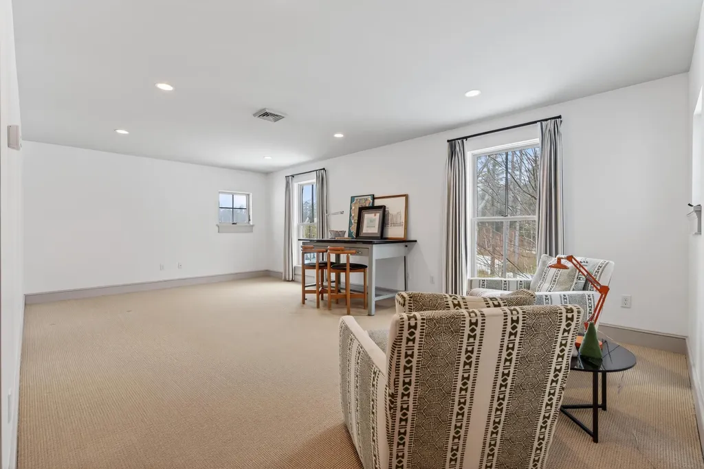 52 Maeves Way Cumberland ME 04110
