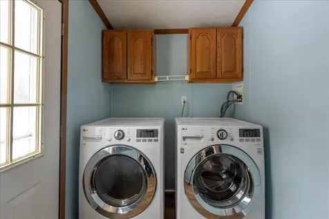 276 Violet Lane Waldoboro ME 04572