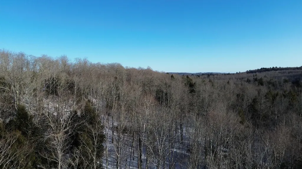 M7L22 Nelson Ridge Road N Washington ME 04574