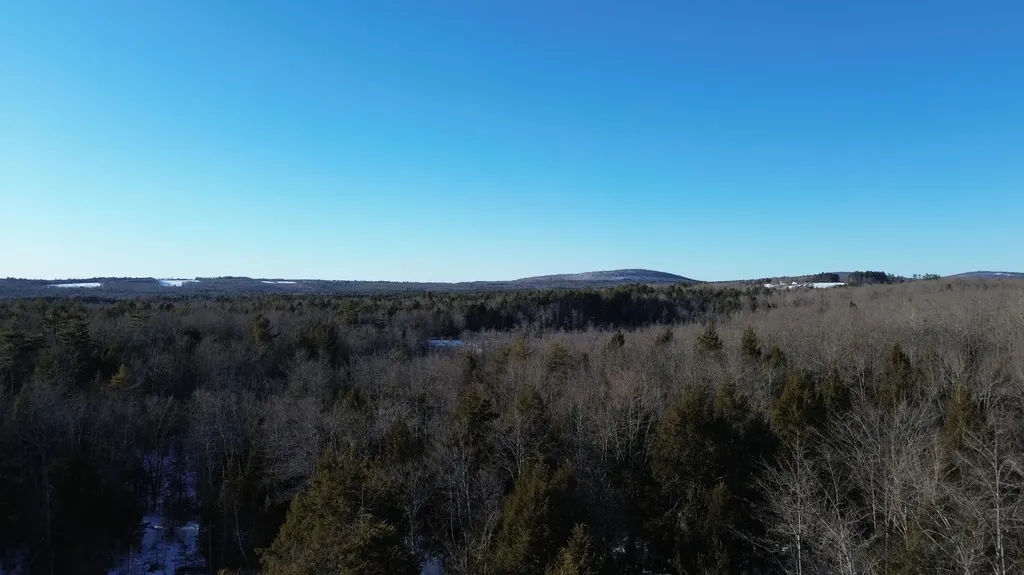 M7L22 Nelson Ridge Road N Washington ME 04574