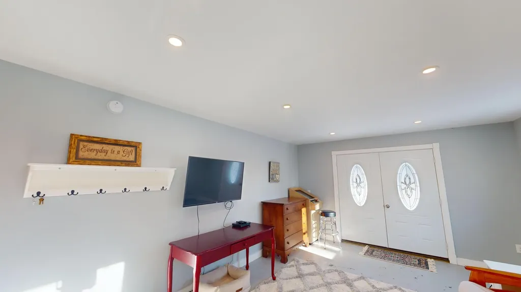 52 John Street Camden ME 04843
