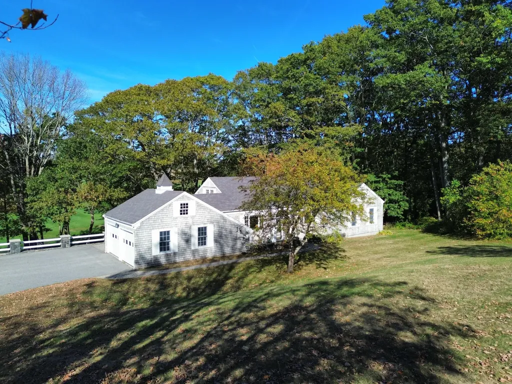 10 Pheasant Hill Road Cape Elizabeth ME 04107