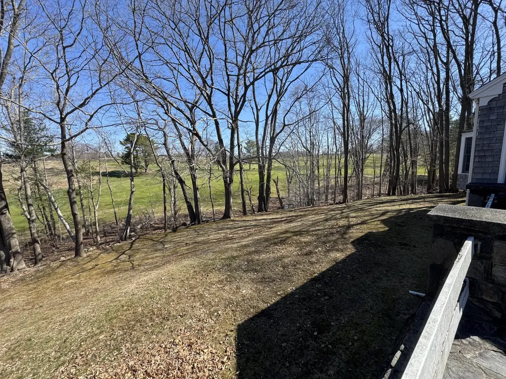 10 Pheasant Hill Road Cape Elizabeth ME 04107