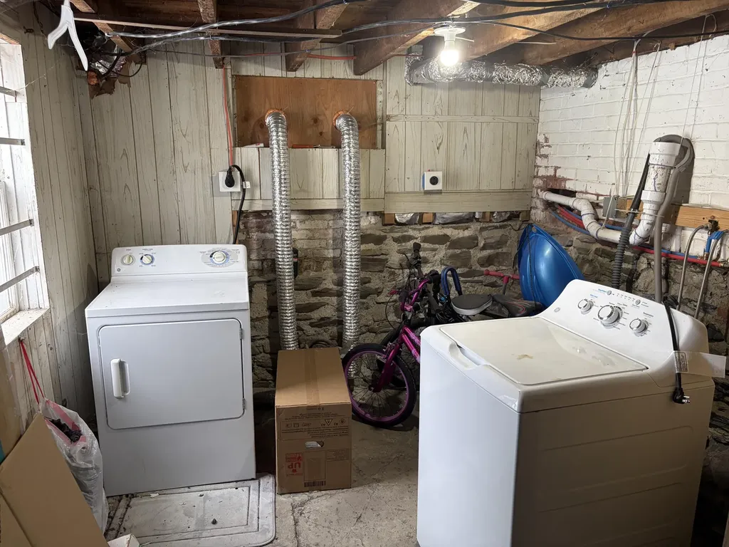 28 Kelsey Street Waterville ME 04901
