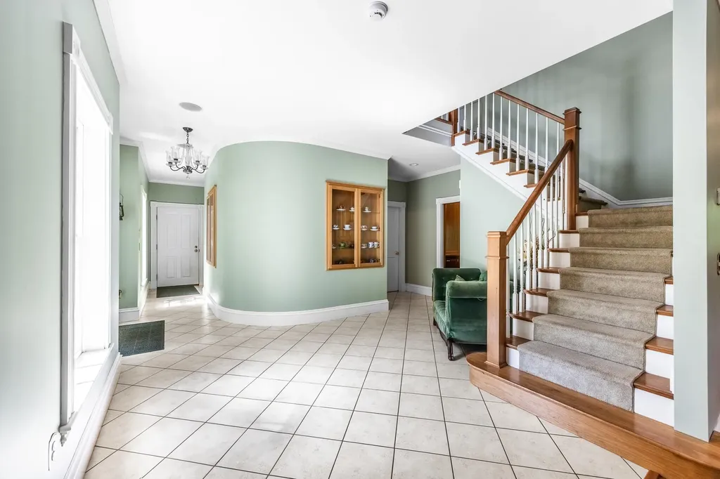 1290 State Street Veazie ME 04401