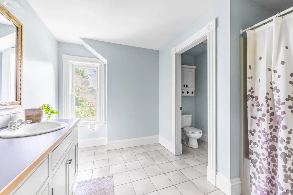 1290 State Street Veazie ME 04401