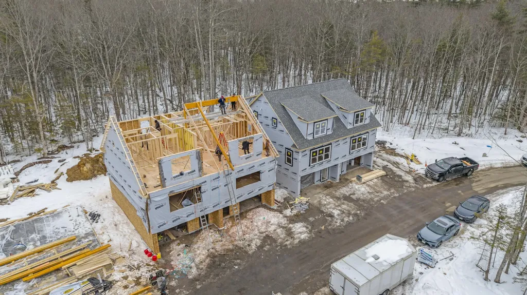 11 Creekside Court Kennebunk ME 04043