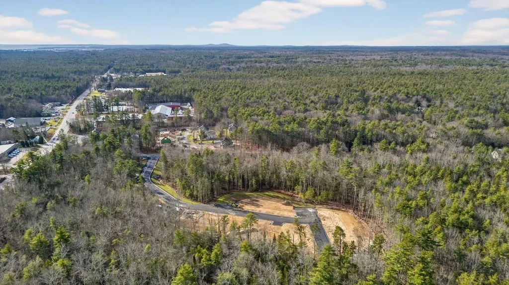 11 Creekside Court Kennebunk ME 04043