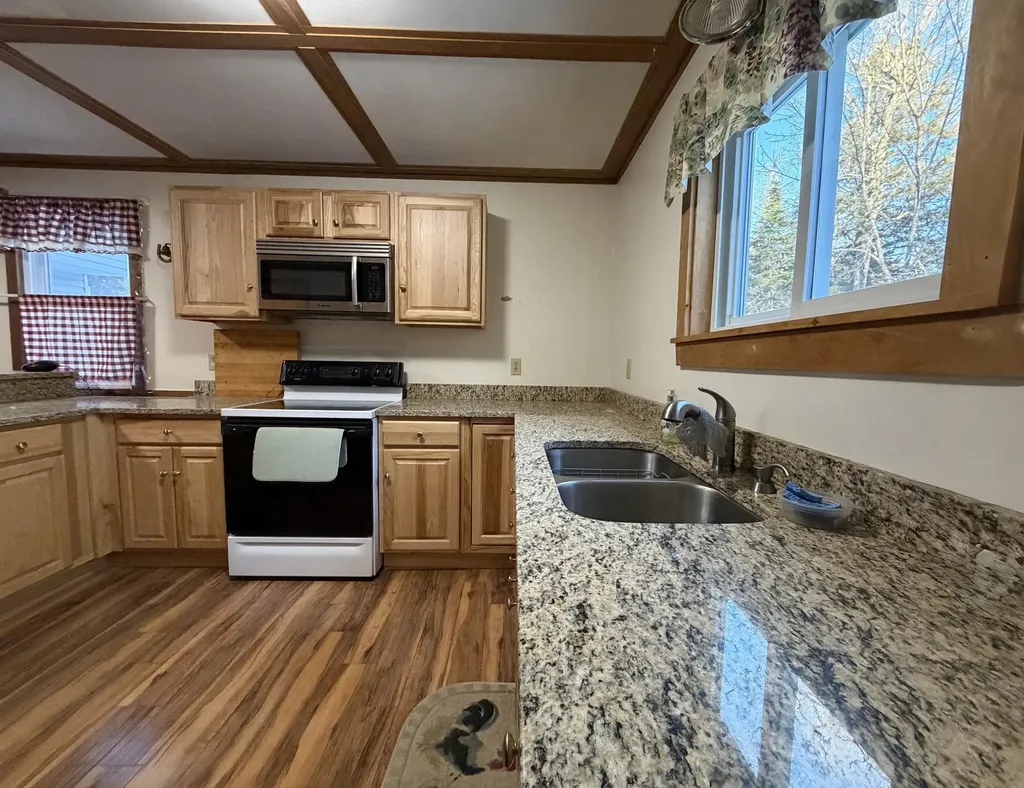 9 Grant Drive Dover-foxcroft ME 04426