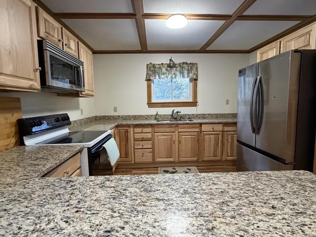 9 Grant Drive Dover-foxcroft ME 04426