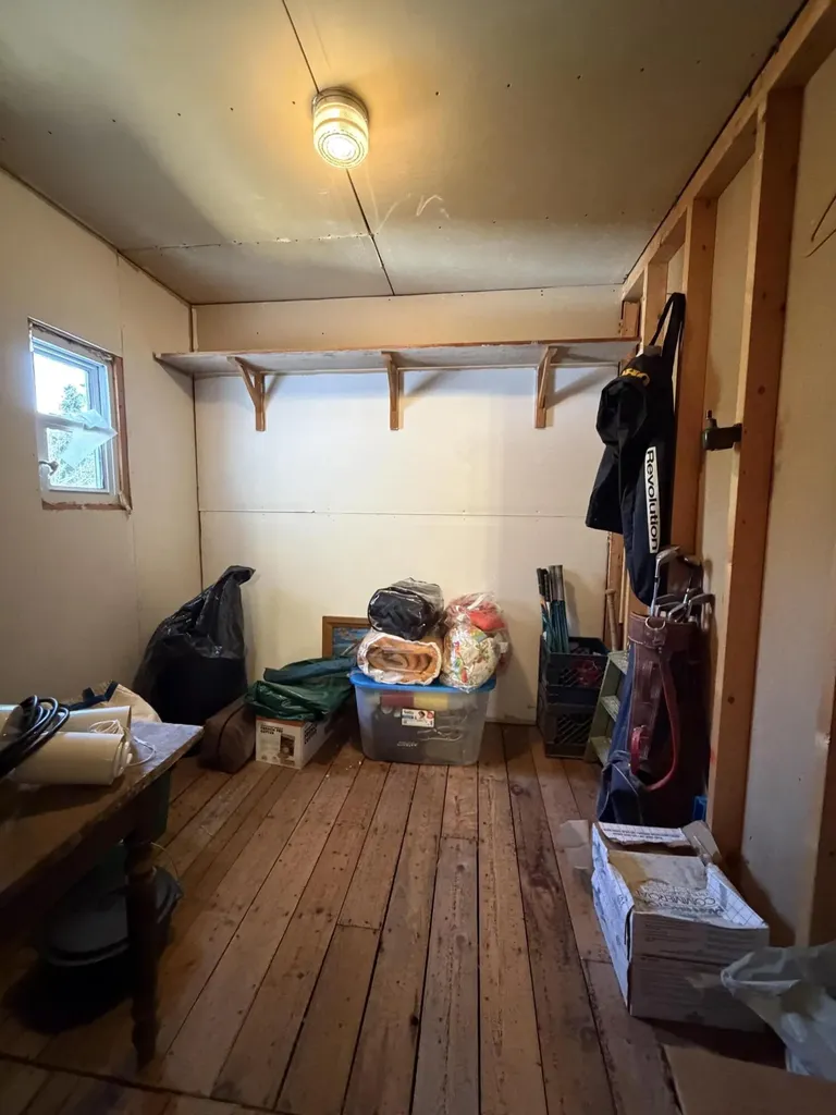 9 Grant Drive Dover-foxcroft ME 04426