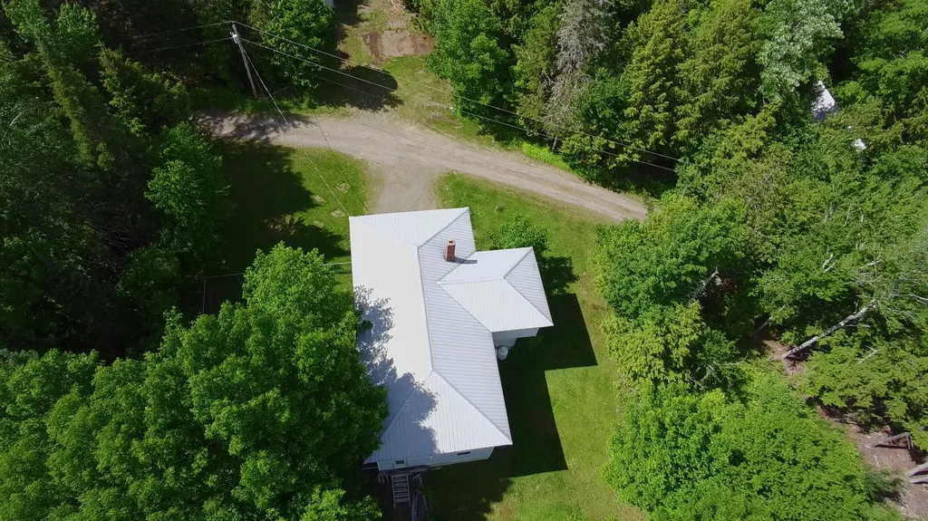 9 Grant Drive Dover-foxcroft ME 04426