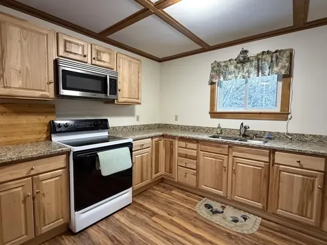 9 Grant Drive Dover-foxcroft ME 04426