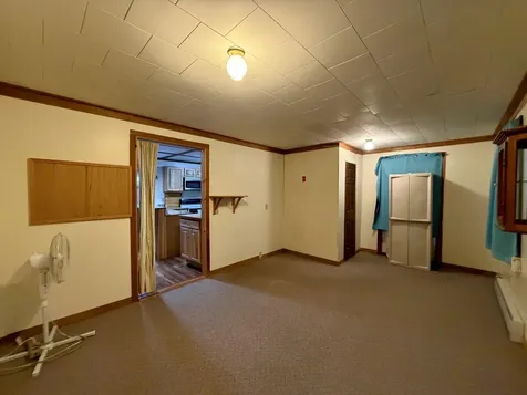 9 Grant Drive Dover-foxcroft ME 04426