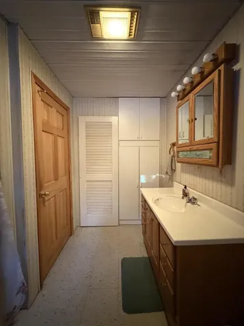 9 Grant Drive Dover-foxcroft ME 04426
