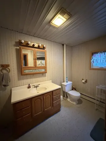 9 Grant Drive Dover-foxcroft ME 04426