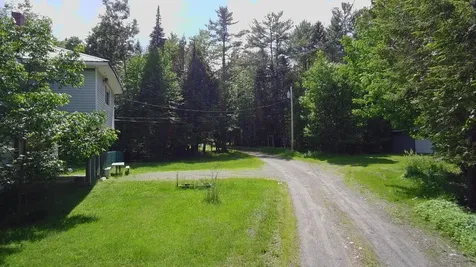9 Grant Drive Dover-foxcroft ME 04426