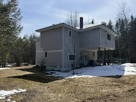 9 Grant Drive Dover-foxcroft ME 04426