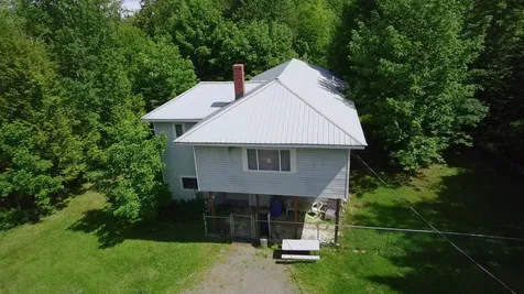 9 Grant Drive Dover-foxcroft ME 04426