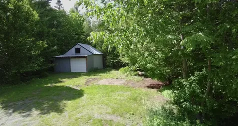 9 Grant Drive Dover-foxcroft ME 04426