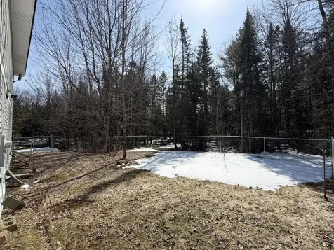 9 Grant Drive Dover-foxcroft ME 04426