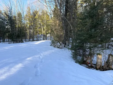 9 Grant Drive Dover-foxcroft ME 04426
