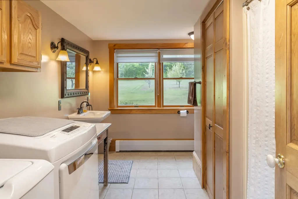303 Williams Road Bradford ME 04410