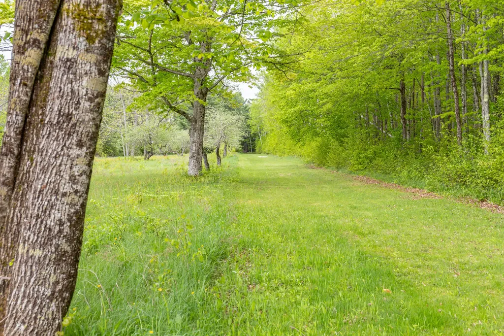 303 Williams Road Bradford ME 04410