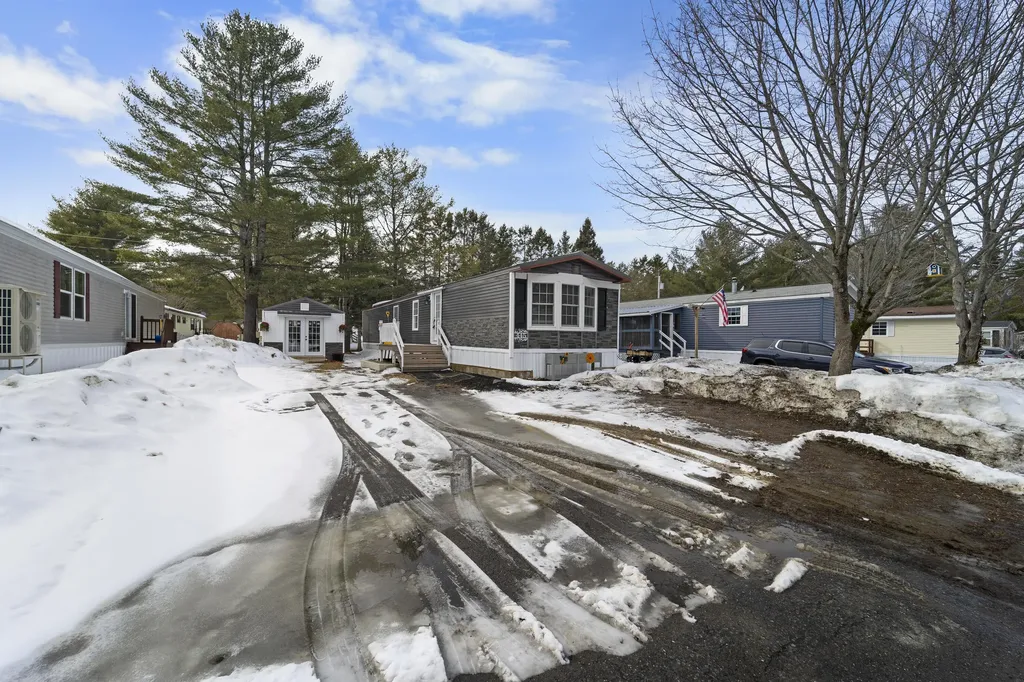 979 Essex Street Bangor ME 04401