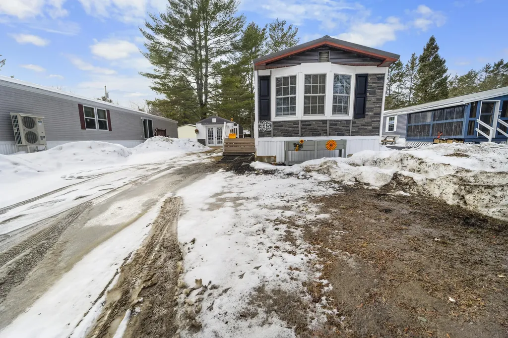 979 Essex Street Bangor ME 04401