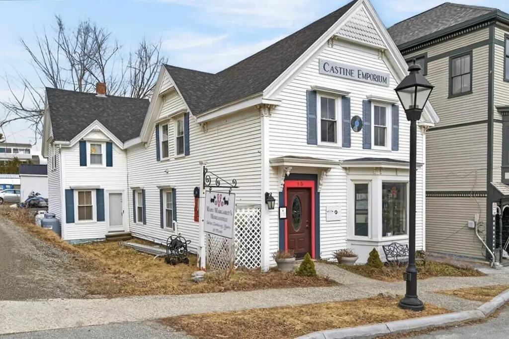 15 Main Street Castine ME 04421