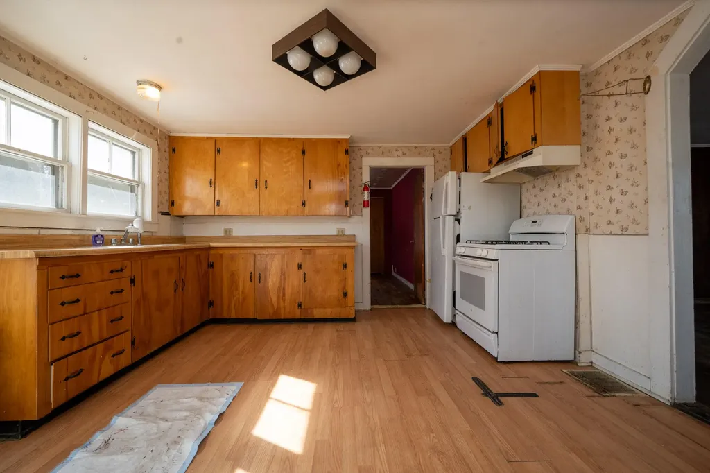 223 Coldbrook Road Hampden ME 04444