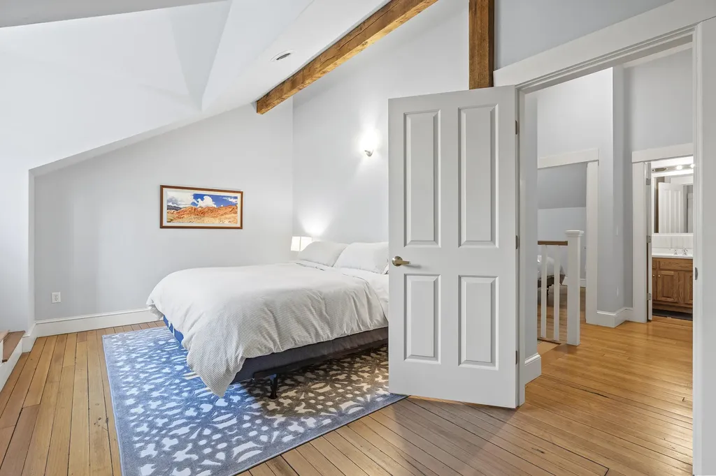 6 Quartermaster Court Portland ME 04109