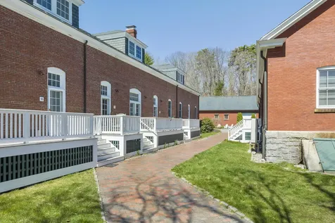 6 Quartermaster Court Portland ME 04109