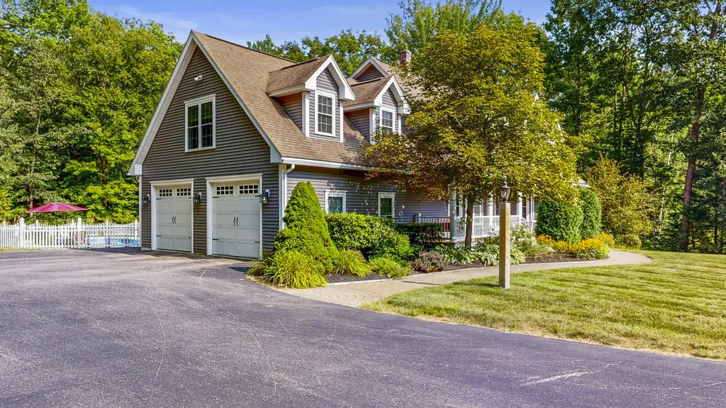 59 Waters Edge Drive Lewiston ME 04240