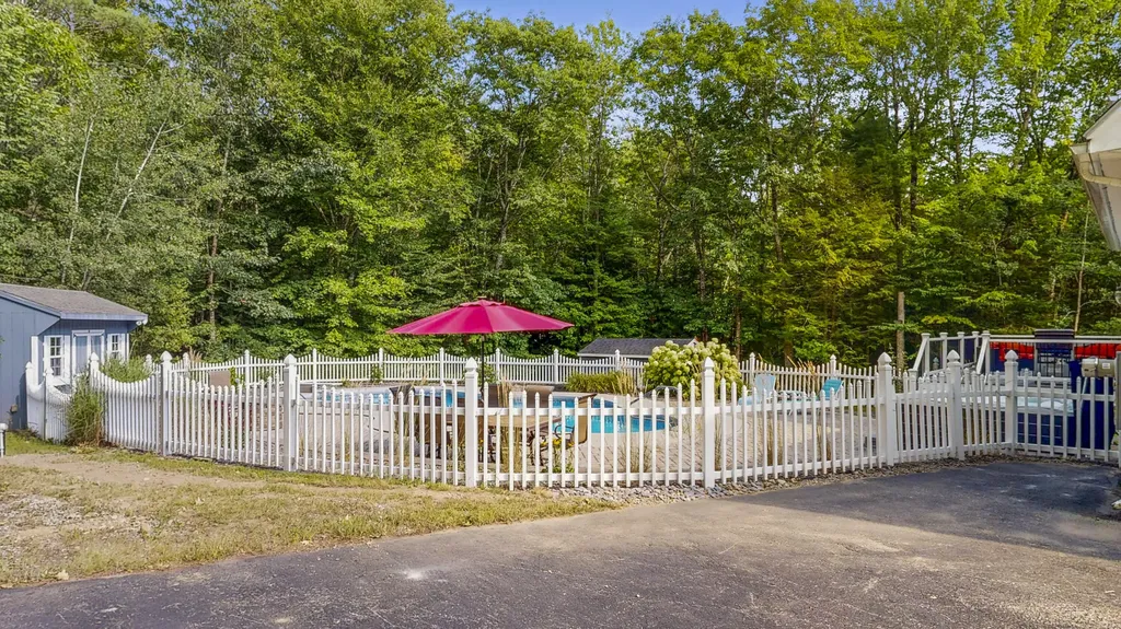 59 Waters Edge Drive Lewiston ME 04240