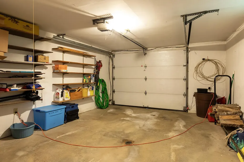 1025 Douglas Drive Northport ME 04849