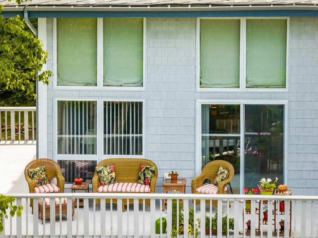 1025 Douglas Drive Northport ME 04849