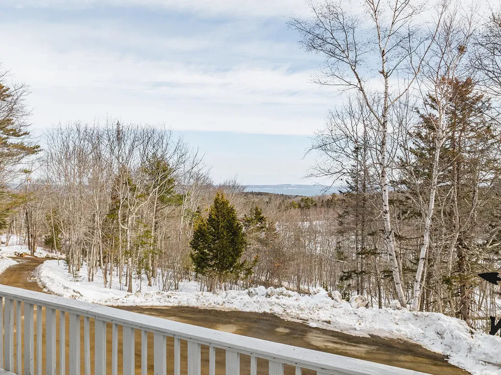 1025 Douglas Drive Northport ME 04849