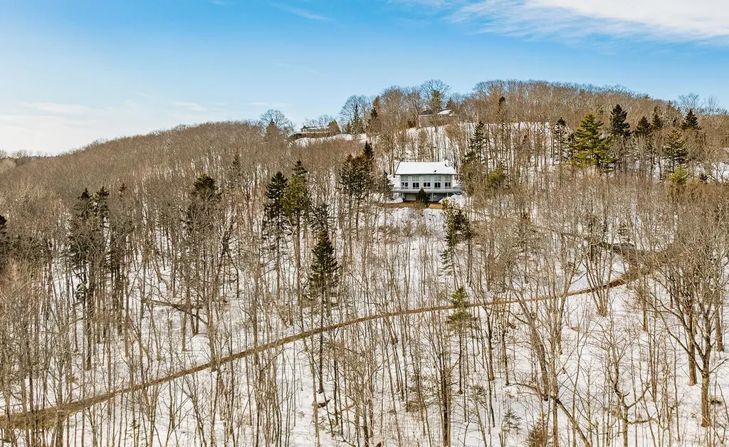 1025 Douglas Drive Northport ME 04849