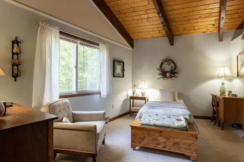 1025 Douglas Drive Northport ME 04849