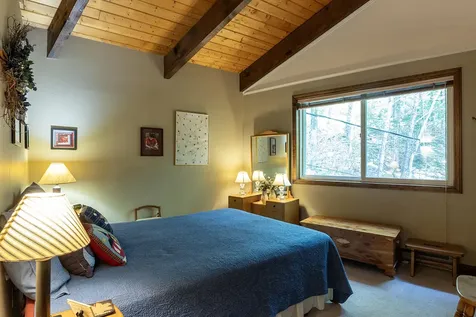 1025 Douglas Drive Northport ME 04849