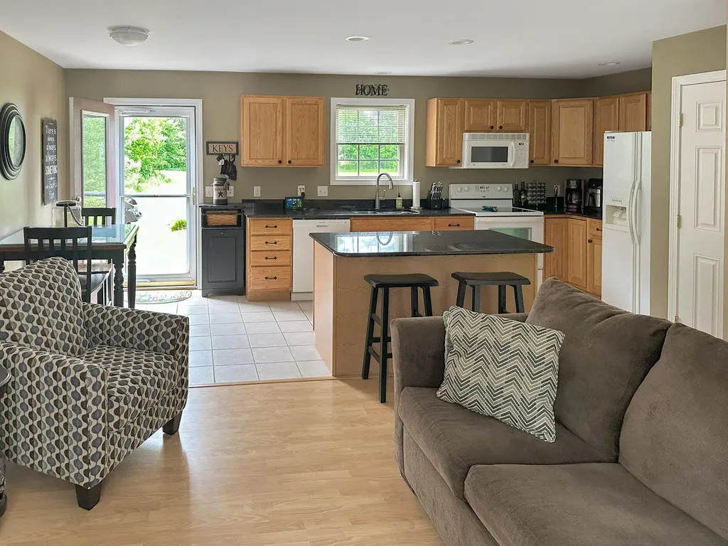 1016 State Street Bangor ME 04401