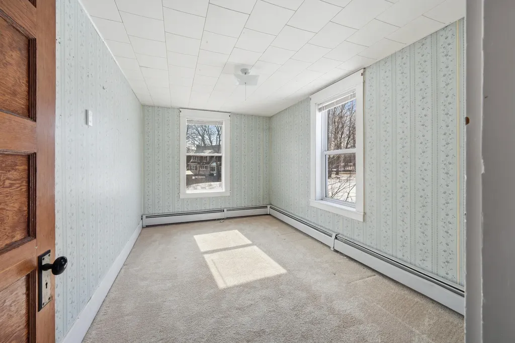 74 High Street Waterville ME 04901