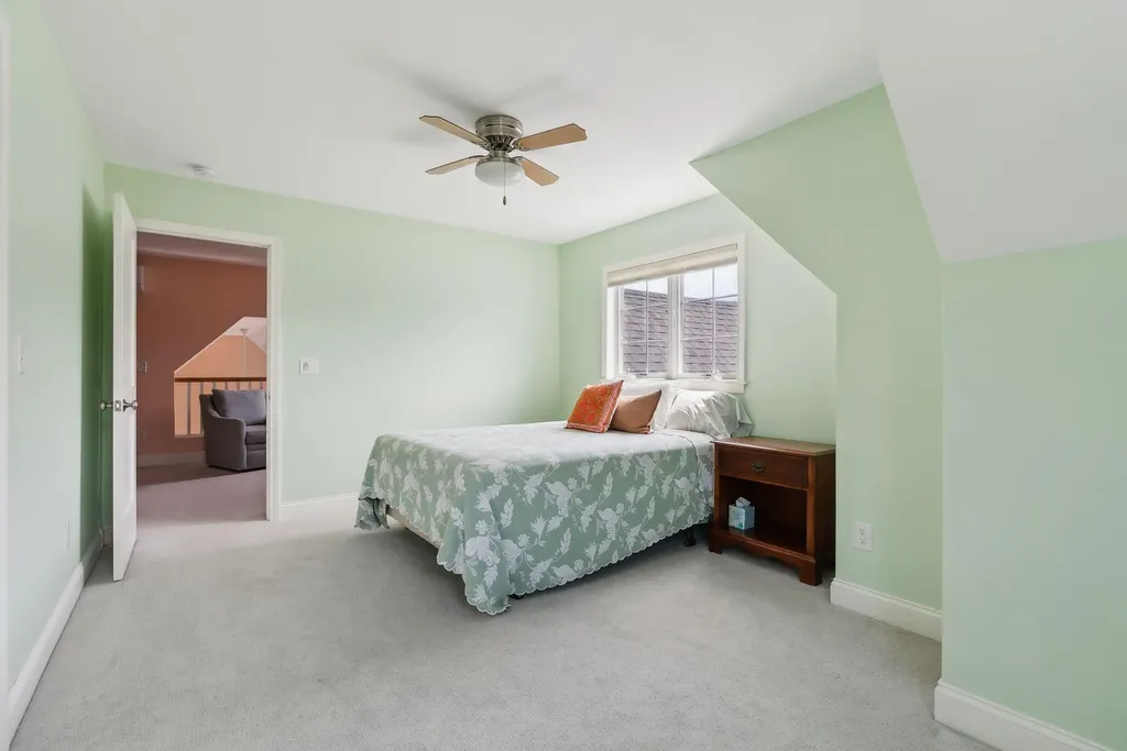 2 Foxglove Way Brunswick ME 04011