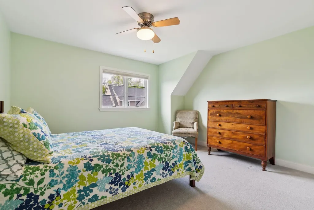 2 Foxglove Way Brunswick ME 04011