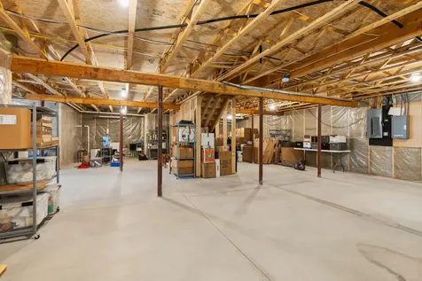 2 Foxglove Way Brunswick ME 04011