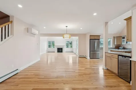2 Foxglove Way Brunswick ME 04011