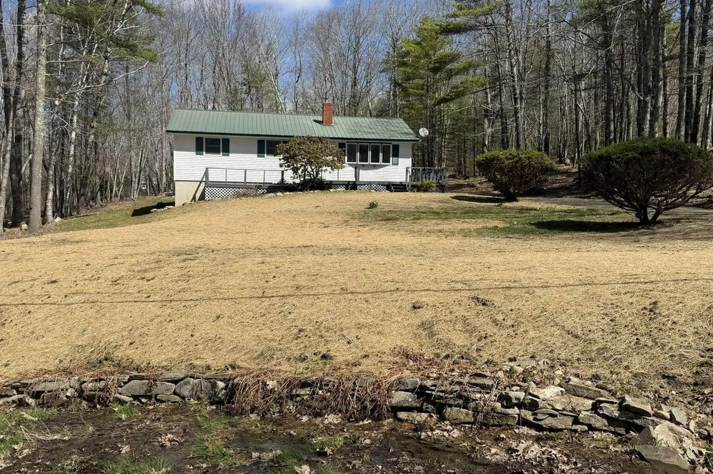 16 Evergreen Estates Road Nobleboro ME 04555