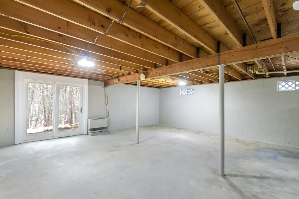 16 Evergreen Estates Road Nobleboro ME 04555